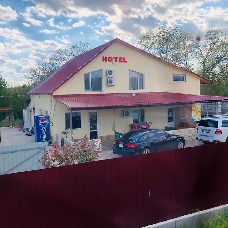 Гостиный Дом Comfort レニ  エクステリア 写真